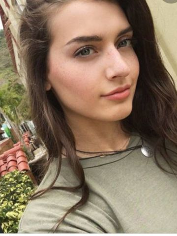 Полина